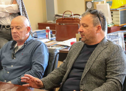 Fotografija 2 - Šibenske košarkašice posjetile gradonačelnika Burića: 'Ovaj rezultat ponos je cijelog grada'