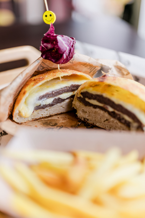 FOTO Poznati 'lovac na pizze' otkrio najbolje pizzerije u Hrvatskoj – među njima i šibenski Pizzaholic!