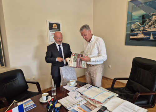 Fotografija 2 - Veleposlanik Sjeverne Makedonije posjetio gradonačelnika Burića