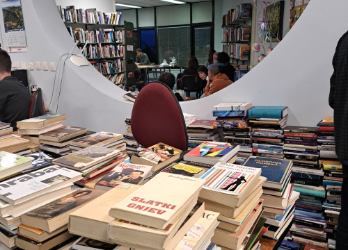 Fotografija 1 - Drniška knjižnica proslavila Noć knjige