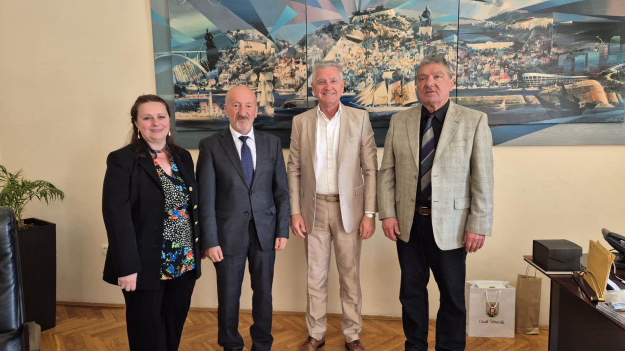 Veleposlanik Sjeverne Makedonije posjetio gradonačelnika Burića