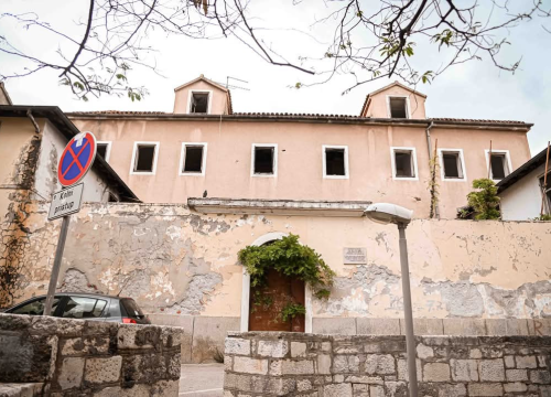 Fotografija 2 - Građa – šibenski kvart između stare gradske jezgre i tvrđava