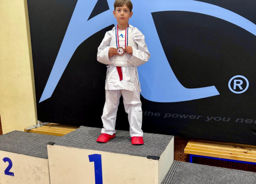 Fotografija 7 - FOTO: Karatašima Phoenixa deset medalja u Maloj Subotici