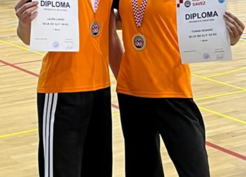 Fotografija 4 - Šibenske borkinje Laura Lokas i Tonka Desanić prvakinje Hrvatske, Irena Ekmečić srebrna