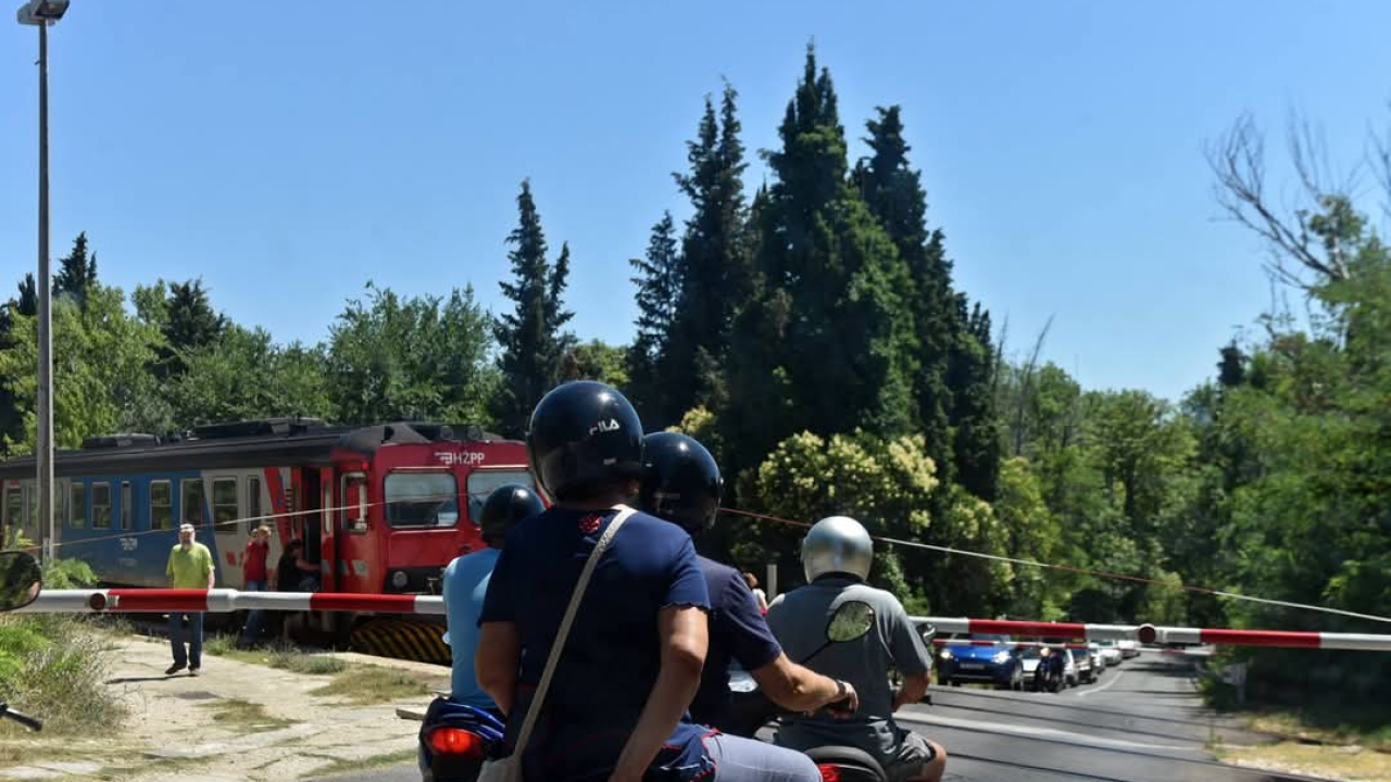 Oprez! Kreće kemijsko tretiranje na kolodvorima Knin, Perković, Šibenik i Ražine