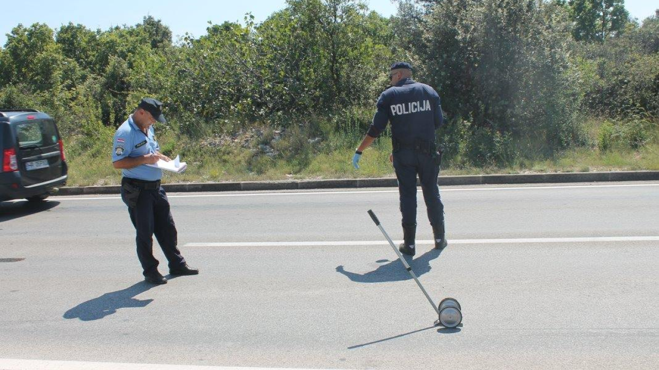 Proteklog tjedna 20 prometnih nesreća u županiji, jedna osoba teže ozlijeđena