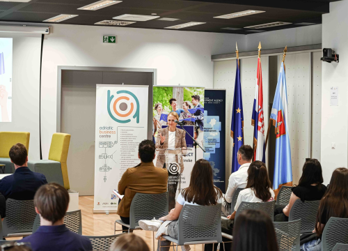 Fotografija 1 - FOTO: U ABC-u održana rasprava o prvih 120 dana rada nove Europske komisije