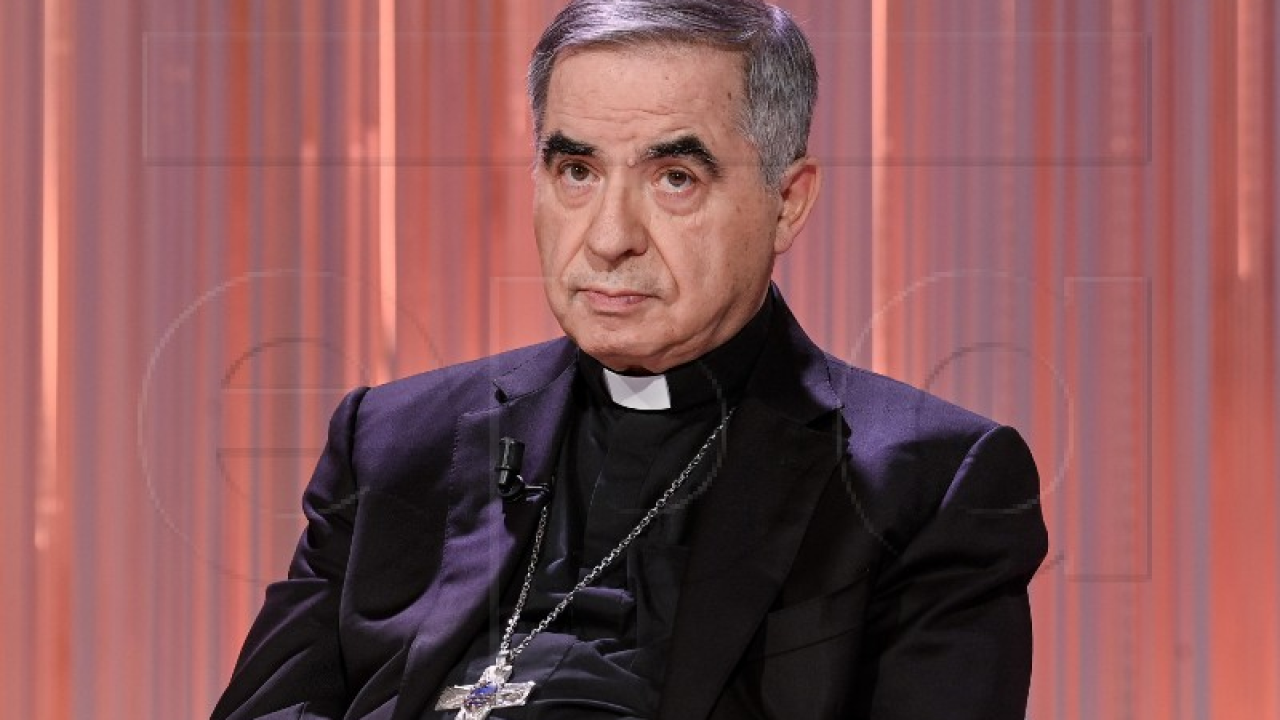 Osuđeni talijanski kardinal povukao se iz konklave