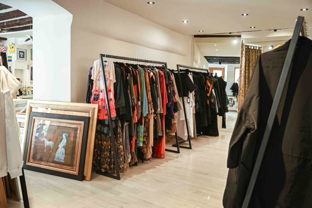 U Galeriji Juraj Dalmatinac ulovite remek djela poznatih hrvatskih slikara po pristupačnim cijenama