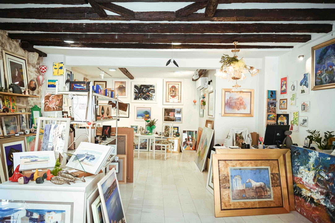 U Galeriji Juraj Dalmatinac ulovite remek djela poznatih hrvatskih slikara po pristupačnim cijenama