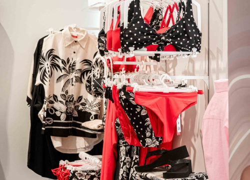 Fotografija 20 - FOTO Pripreme za ljeto u Šibeniku: Donosimo ponudu dućana iz centra grada!