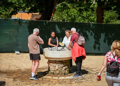 Fotografija 22 - FOTO Uz podjelu fažola obilježen Praznik rada: 'Svim dragim posjetiteljima NP Krka željeli smo danas osigurati ručak'