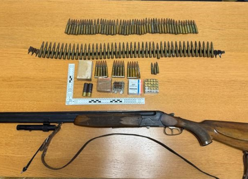 Nakon što je prijetio starici, policija mu pronašla pušku i streljivo