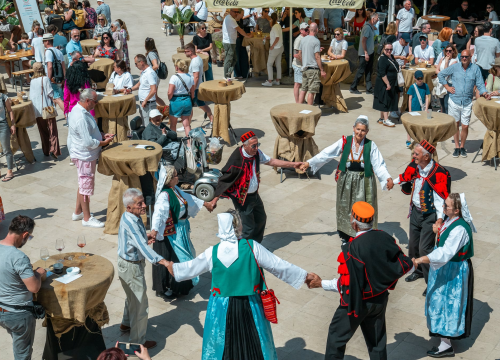 Fotografija 14 - 'Taste like...marenda' u Primoštenu: U dobroj hrani i zabavnom programu uživali i domaći i furešti