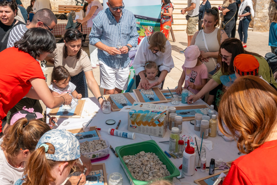 'Taste like...marenda' u Primoštenu: U dobroj hrani i zabavnom programu uživali i domaći i furešti