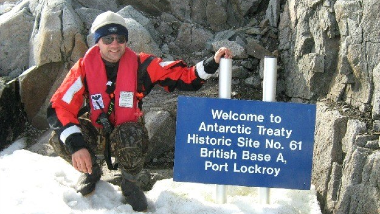 Čini se da Veliki Gogo ipak nije prvi Šibenčanin na Antarktici, prije njega je tamo bio Filip