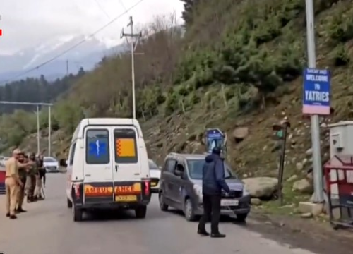 Nakon indijskog napada, pakistanski premijer žestoko zaprijetio: 'Osvetit ćemo svaku kap krvi ovih žrtava'