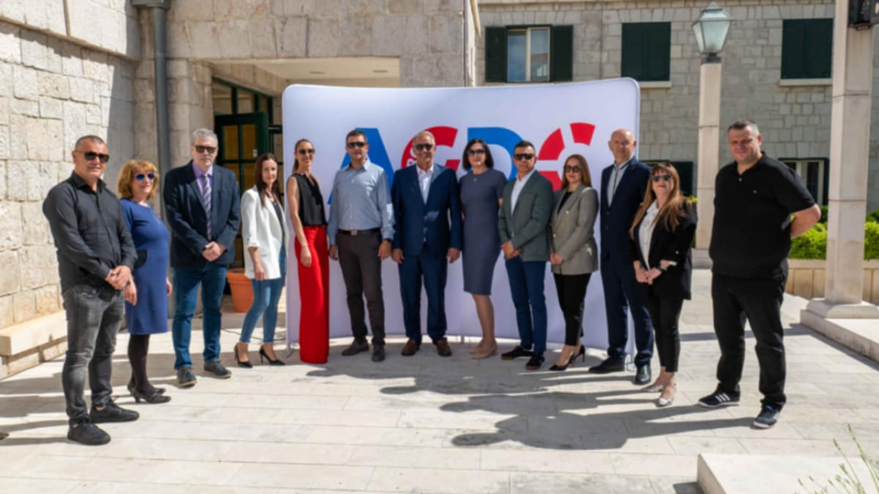 Predstavljena lista HDZ-a i HSS-a za Gradsko vijeće Vodica: 'Spoj iskustva i mladosti, bez praznih parola'