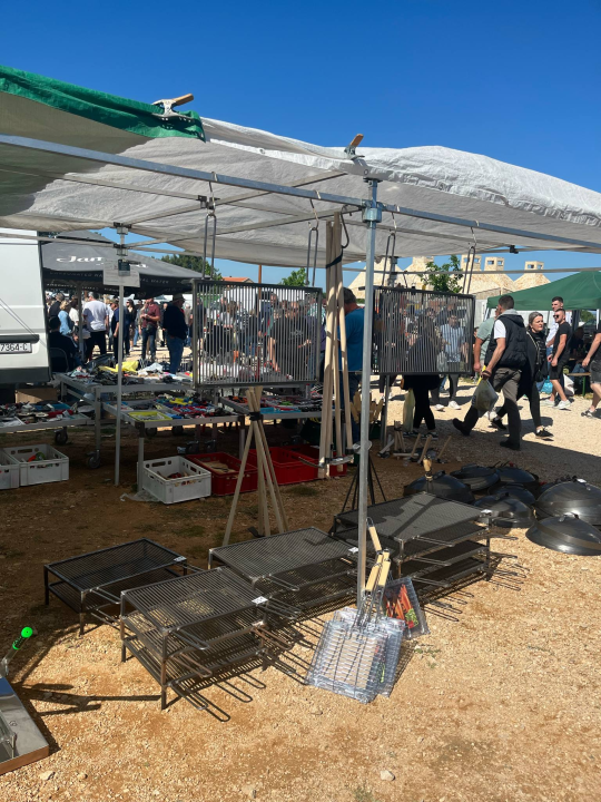 Mirisi janjca i šušur tradicije: Ekipa ŠibenikIN-a jutros na benkovačkom sajmu