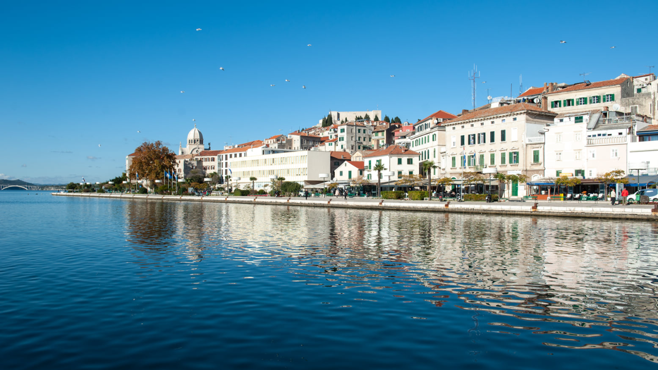Ponedjeljak sunčan, temperature idu do 20 supnjeva
