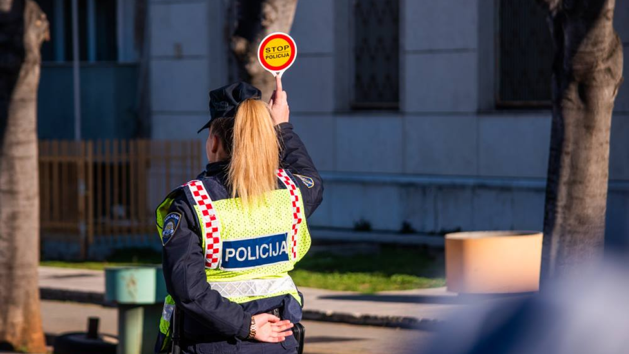 U 17 prometnih nesreća na županijskim cestama jedna osoba teže, a sedam lakše ozlijeđeno