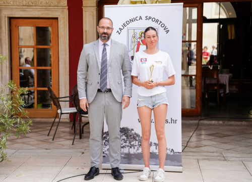 Fotografija 14 - Mladi šibenski sportaši dobili priznanja i nagrade za uspjehe na nedavnim natjecanjima