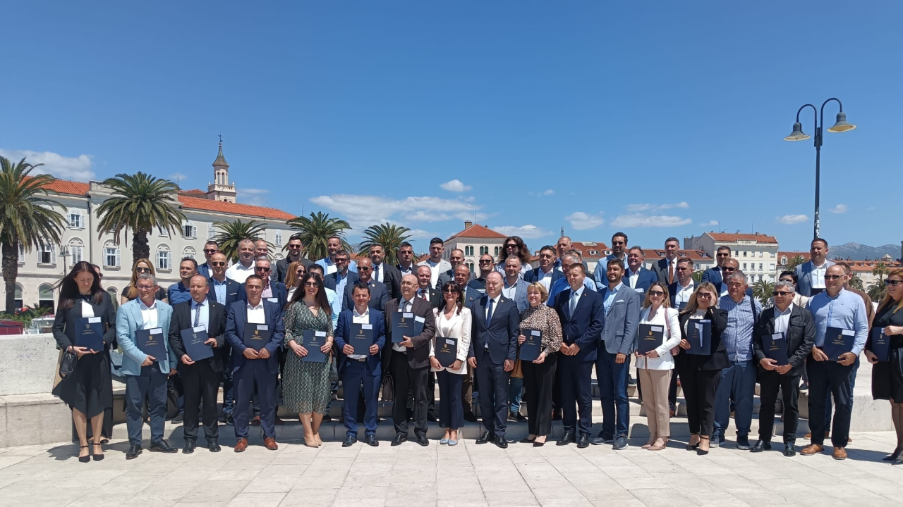 Gradu Skradinu dodijeljeno 29 tisuća eura za uređenje dječjeg igrališta