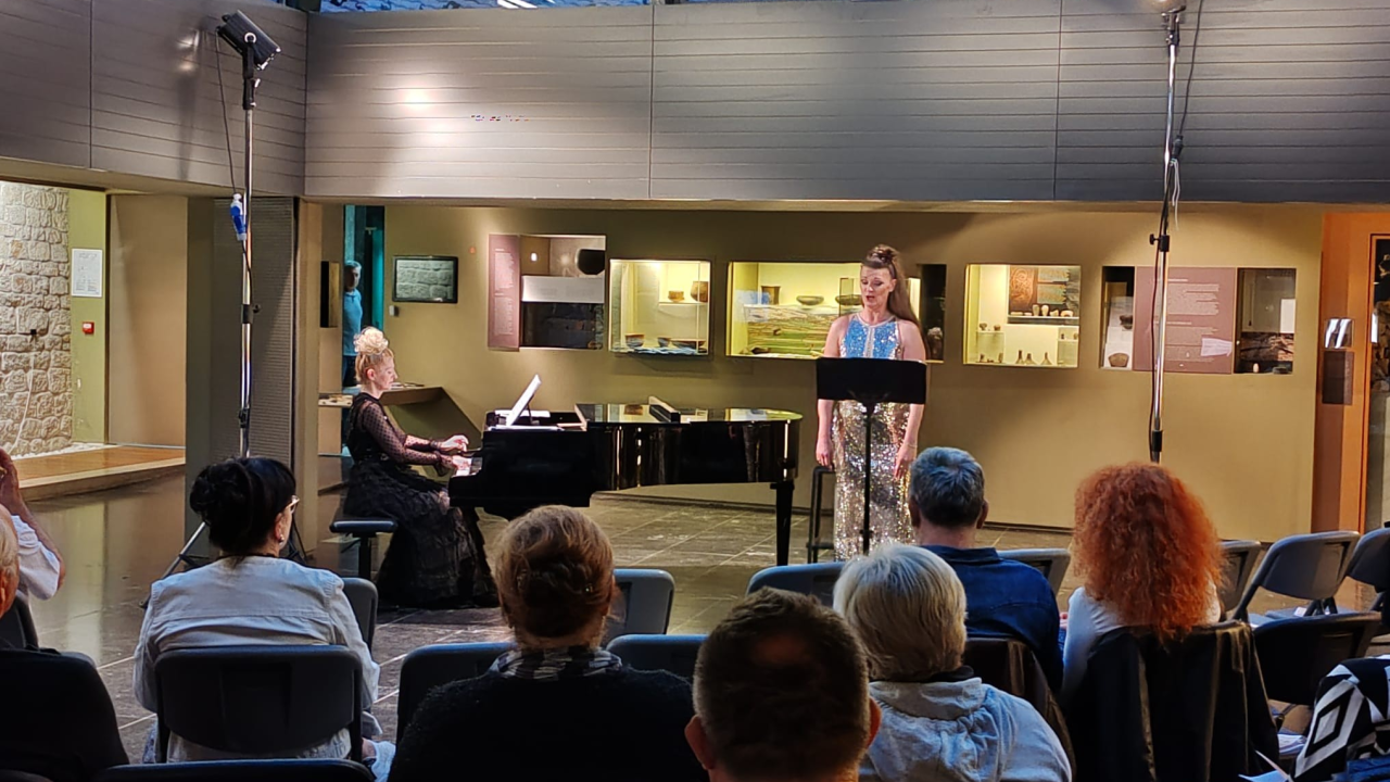 Nera Gojanović i Gordana Pavić jednistvenom glazbenom večeri oduševile publiku u Muzeju