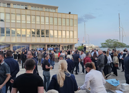 Fotografija 5 - HDZ Šibensko-kninske županije proslavio 35. obljetnicu: Finale slavlja uz šibenski koncert 'Četiri Tenora'