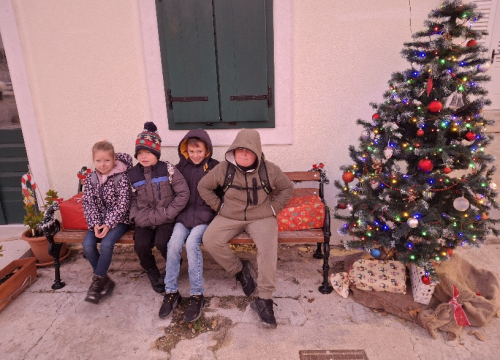 Fotografija 7 - Škola na Prviću broji tek četiri učenika