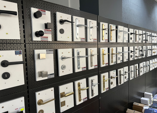 Fotografija 31 - FOTO Besplatna hrana i piće, ogromni popusti i zabava – Građa preuredila svoju poslovnicu u Šibeniku!