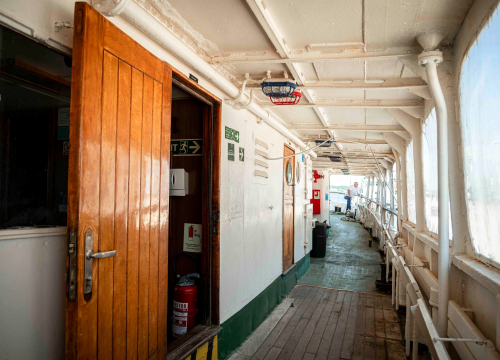 Fotografija 12 - 'Tijat' isplovio na probnu vožnju zbog certifikata: Župan Jelić prvi put na kultnom brodu