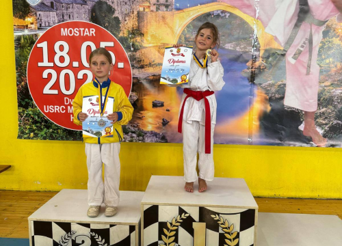 Fotografija 13 - FOTO Karatašima Phoenixa 20 medalja na 'Mostar Kupu'