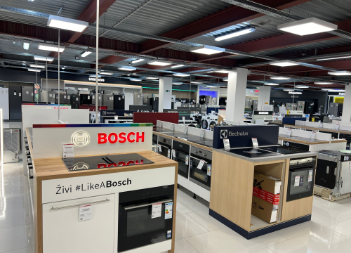 Fotografija 6 - FOTO Besplatna hrana i piće, ogromni popusti i zabava – Građa preuredila svoju poslovnicu u Šibeniku!