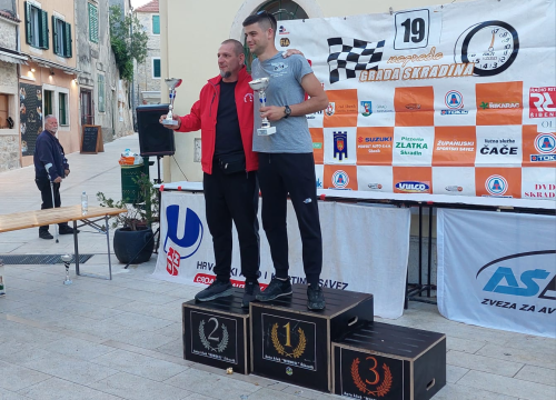 Auto karting klub Rogoznica uzeo tri pojedinačna i jedan ekipni pehar na 'Nagradi Grada Skradina'