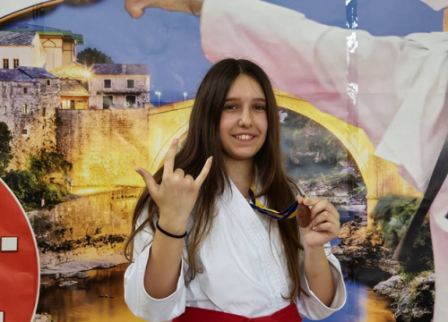 Fotografija 8 - FOTO Karataši Šibenika se za kraj sezone na Miminac vratili sa 11 medalja iz Hercegovine