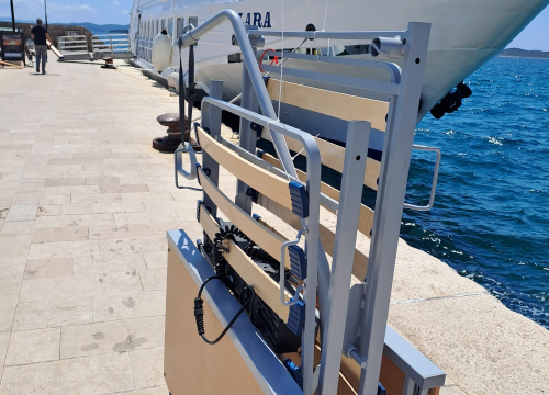 Fotografija 6 - Zahvaljujući Ilijani, mještanima i Crvenom križu korisnik na Prviću dobio medicinski krevet