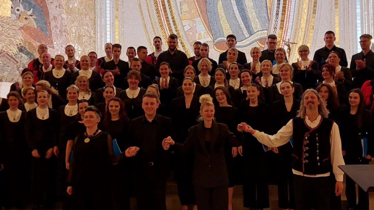 Produbljivanje glazbenih veza:  Članovi šibenskog 'Kola' održali koncert u Mostaru