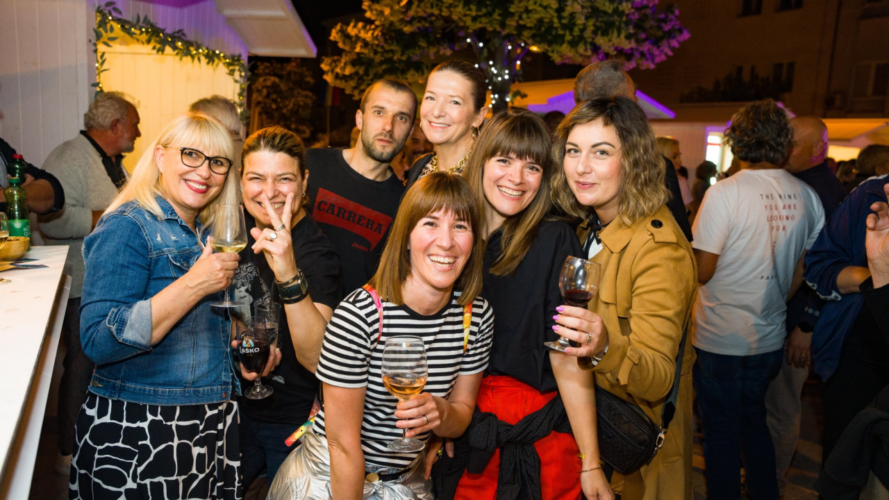 Vrhunska vina, radionica, panel, Soulwarmersi, Fenixi... Ne propustite četvrti Festival drniškog merlota