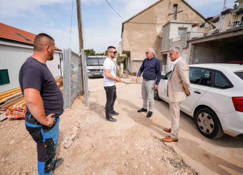 Fotografija 4 - Radovi u Rendićevoj u punom jeku