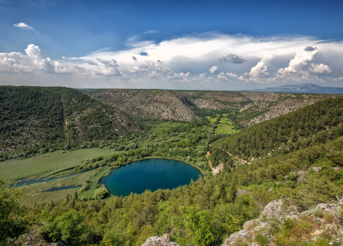 Fotografija 3 - Doživite čaroliju rijeke Krke – zaplovite njome od slapova do otoka, između litica veličanstvenog kanjona