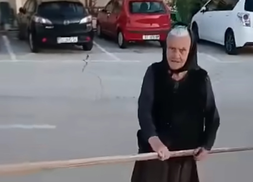 Nevjerojatan prizor u Tisnom: Baka ulovila hobotnicu, a onda se pojavio morski pas!