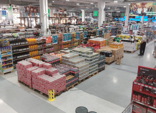 Fotografija 2 - FOTO PEVEX u Šibeniku slavi rođendan i časti kupce s 15 posto popusta!