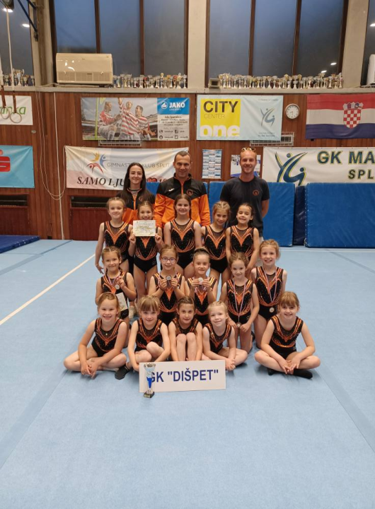 FOTO Gimnastičarke Dišpeta uzele dvije ekipne medalje u Splitu, Roku Zoriću pojedinačno zlato