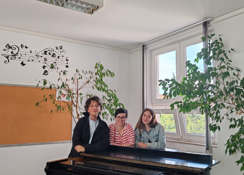 Fotografija 2 - Učenici drniške glazbene škole postigli zavidne rezultate na međunarodnom natjecanju