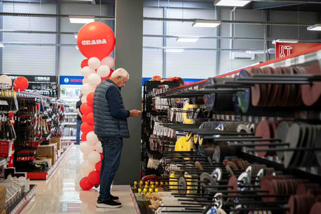 FOTO Pozor! Veliki popusti na kućanskim aparatima, keramici, alatima, bojama, rasvjeti, stolariji i puno više!