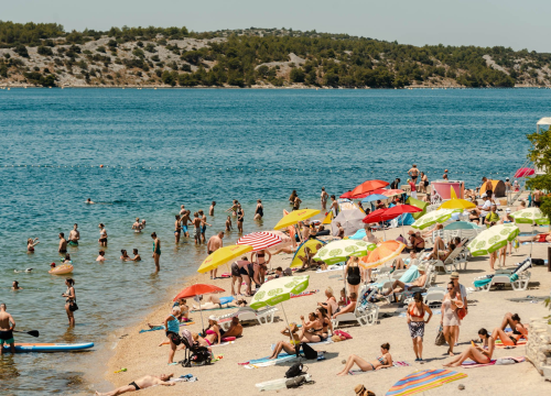 Fotografija 1 - Banj izgleda zapušteno, ali uskoro će dočekati kupače u punom sjaju