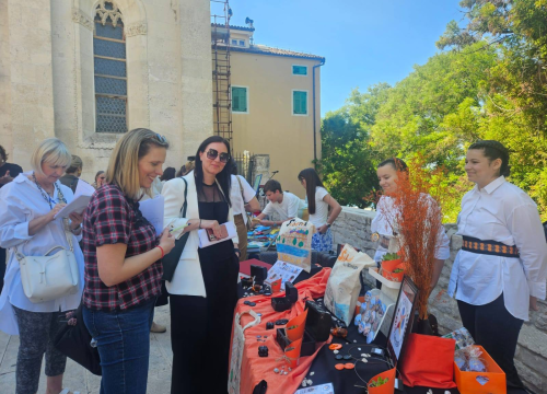 Fotografija 2 - Smotra učeničkih zadruga