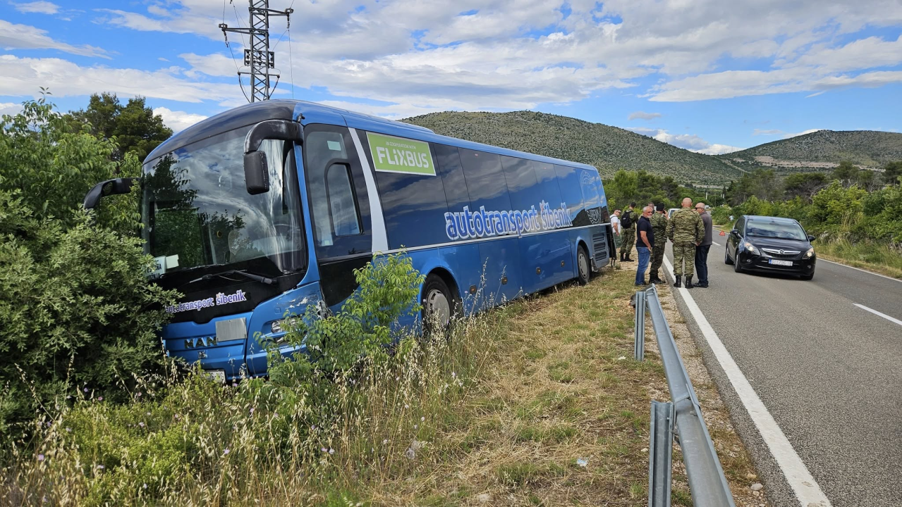 Prisebnošću vozača autobusa, izbjegnuta tragedija na cesti prema Tromilji