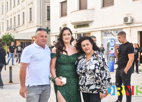 Fotografija 3 - Maturalna večer u Drnišu